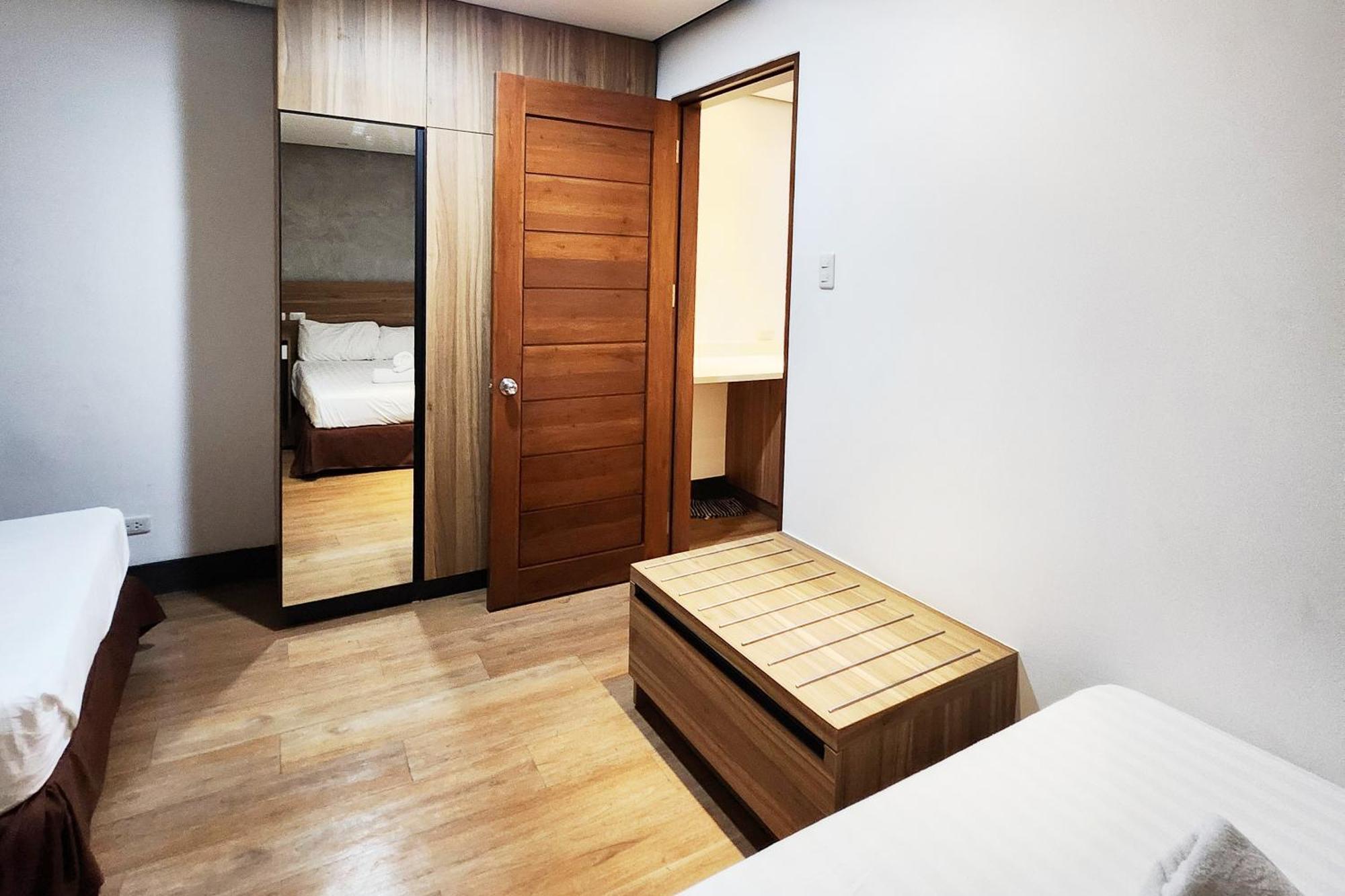 Boulevard Pension Hotel Cebu Exterior foto