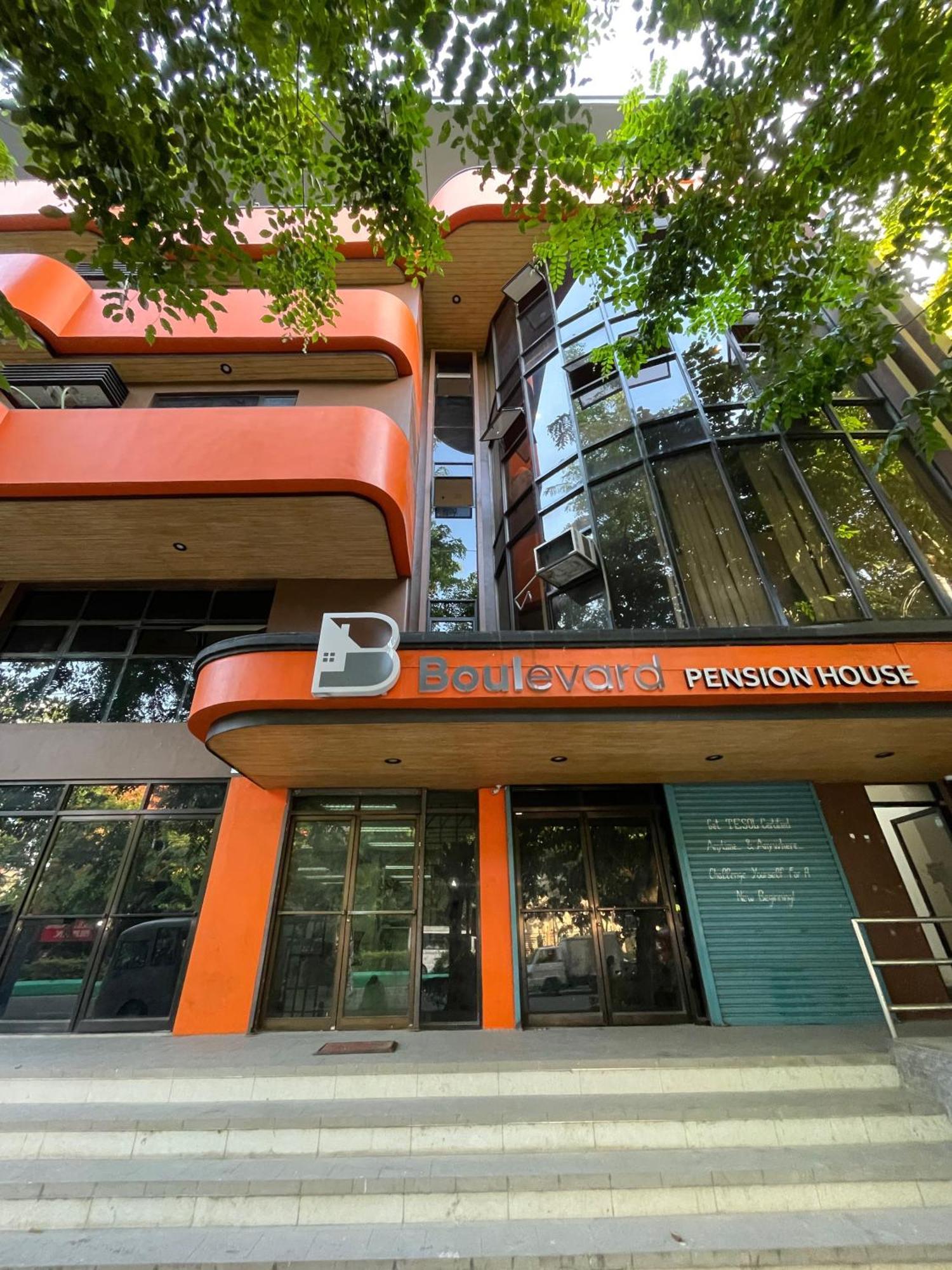 Boulevard Pension Hotel Cebu Exterior foto